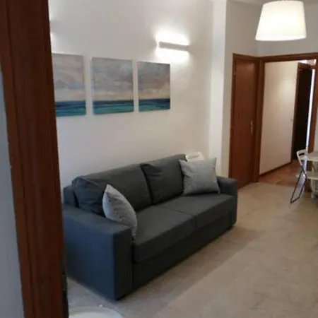 Apartament Trilocale Zona Loreto Mm1 - Viale Monza 10 Mediolan