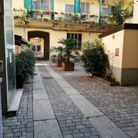 Trilocale Zona Loreto Mm1 - Viale Monza 10 Mediolan