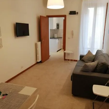 Trilocale Zona Loreto Mm1 - Viale Monza 10 Appartement Milan